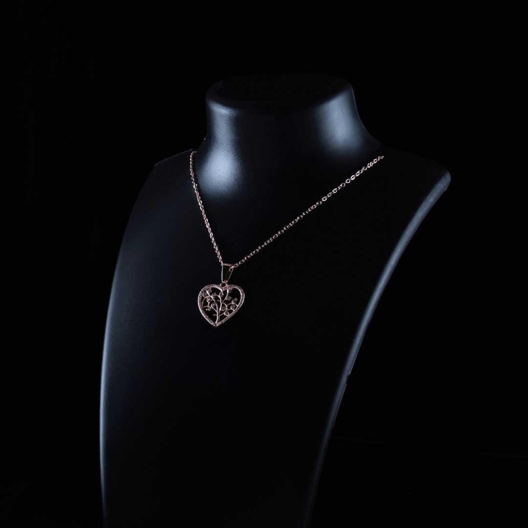 Adorned Heart-shaped Design Necklace with Diamond Leaves - Saundarya Store